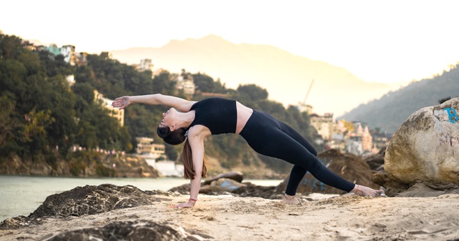100 ore di yoga ttc
