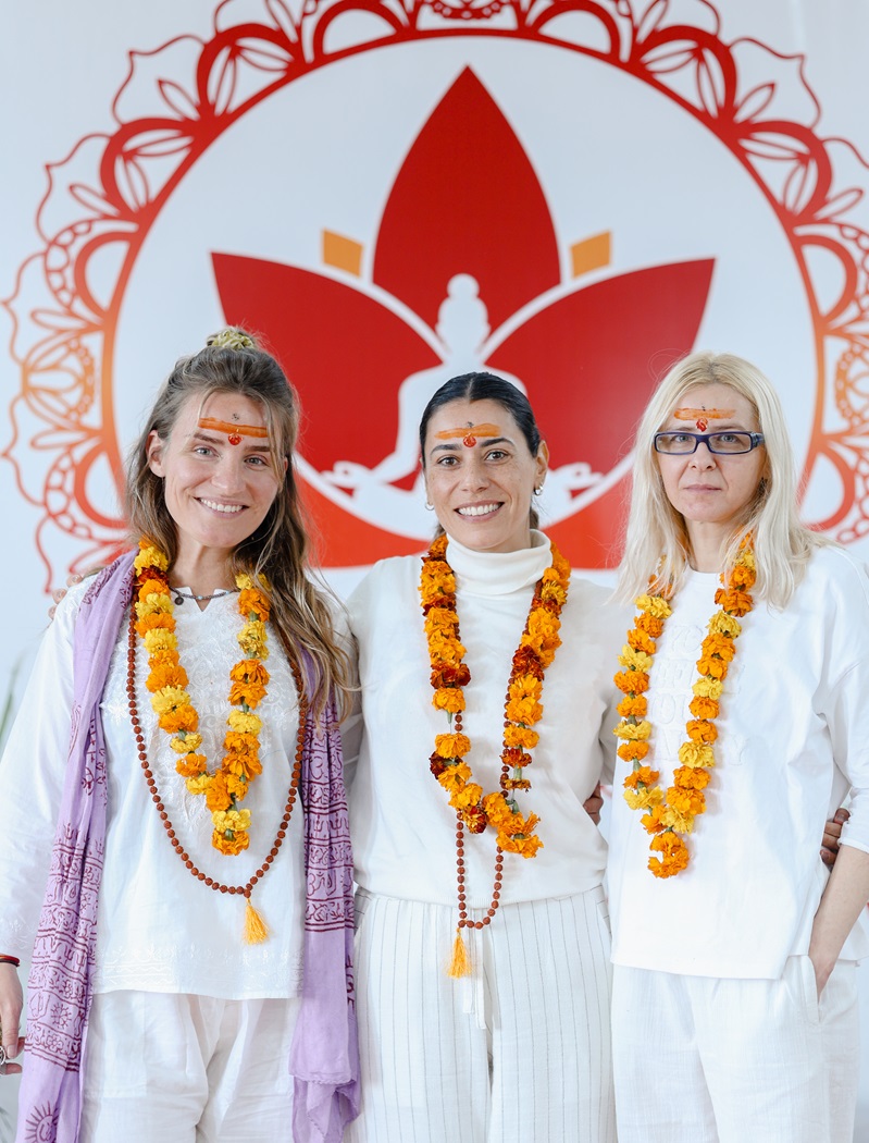 Su Di Noi - Rishikesh Yogkulam